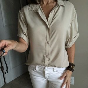 Splendid short sleeve blouse.